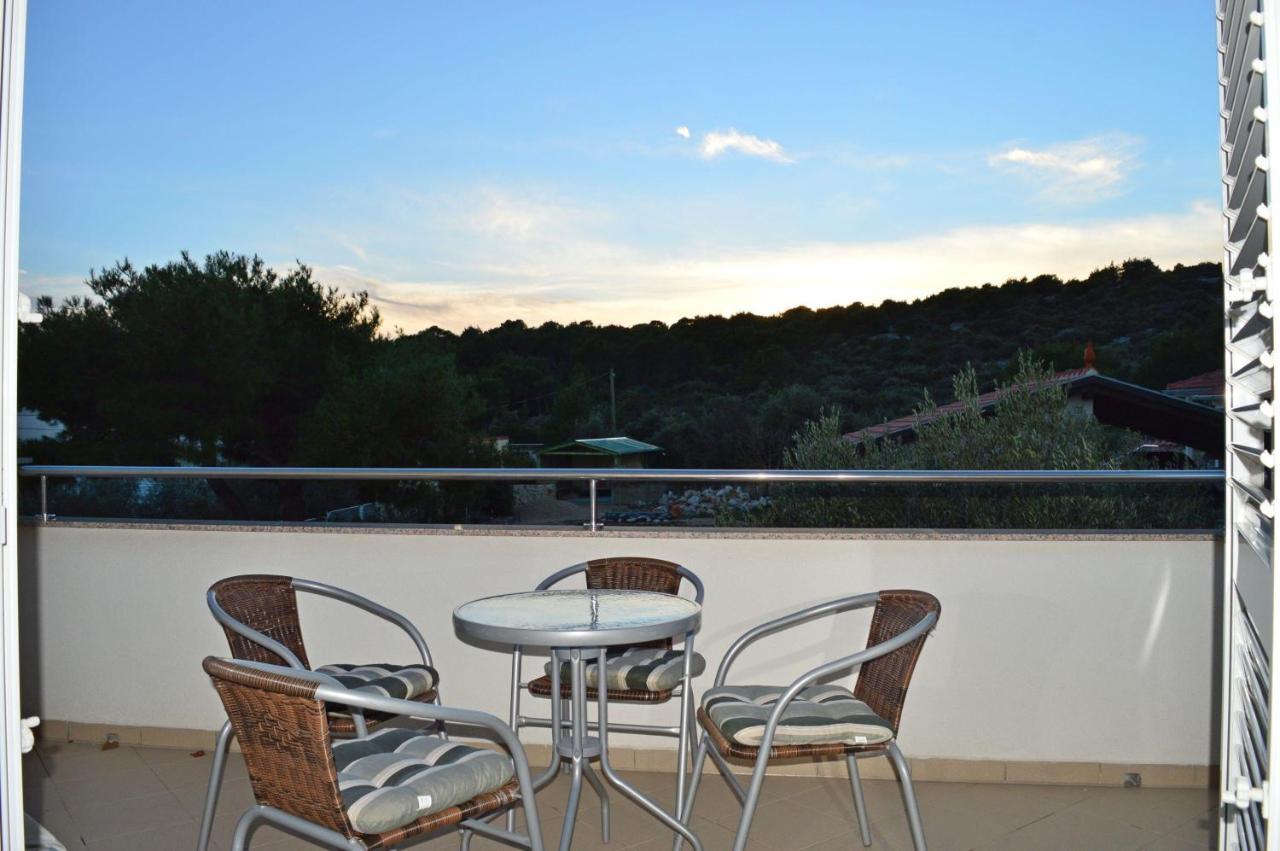 Apartments Vilim Tisno Zewnętrze zdjęcie