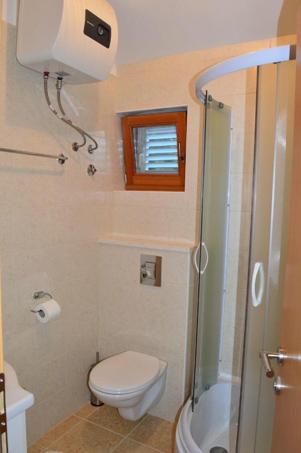 Apartments Vilim Tisno Zewnętrze zdjęcie